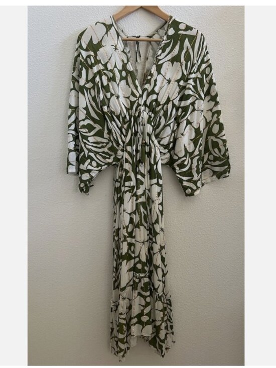Tropical Floral Maxi Dress | Green White | L/XL | Resort Kimono Sleeve - Picture 2 of 11